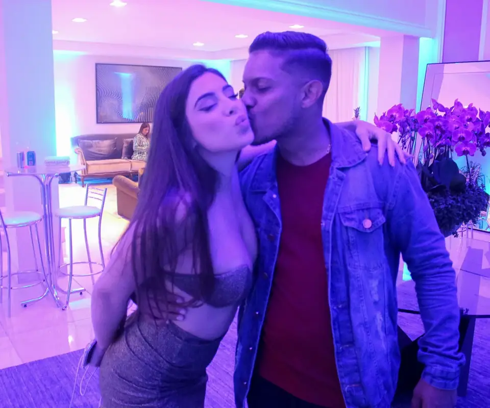 Vinicius Xavier em encontro com Pétala Barreiros, registro fotográfico do acervo pessoal